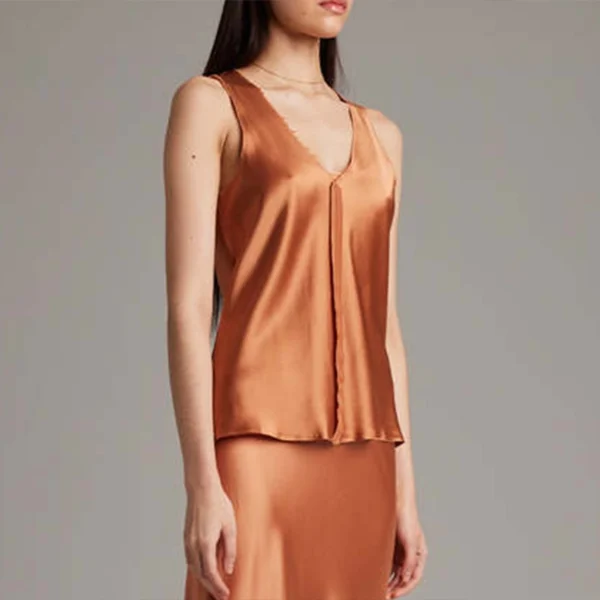 Sleeveless Raw Center Seam Top Sleeveless Raw Center Seam Top