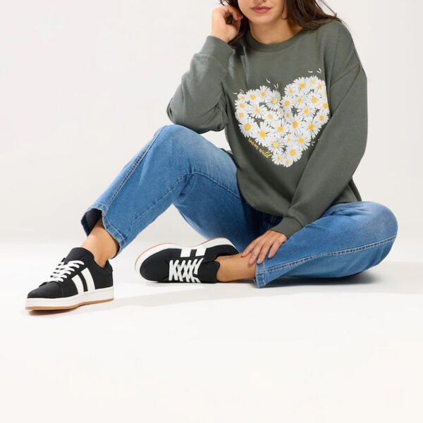 1 Daisy Print Studded Sweatshirt
