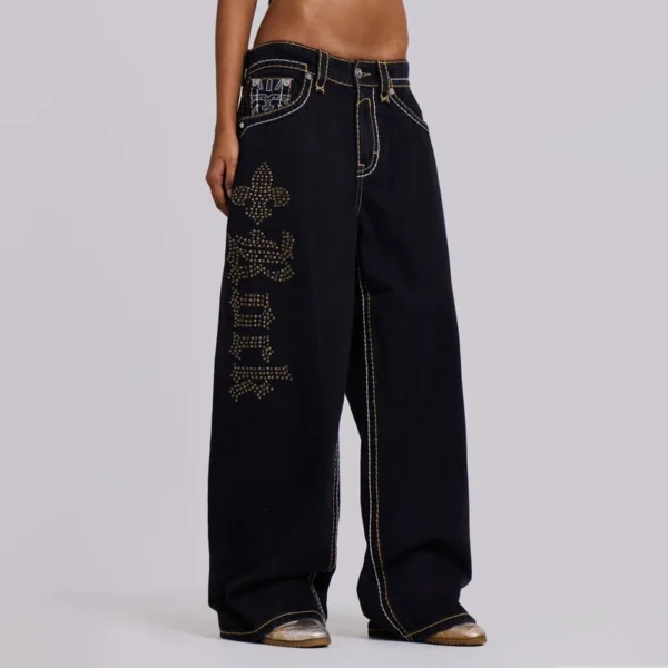 Embroidered Low-Rise Baggy Jeans