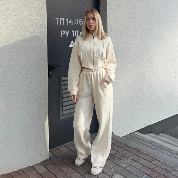 Womens Pink Cropped Zip Up Hoodie Set Womens Pink Cropped Zip Up Hoodie Set