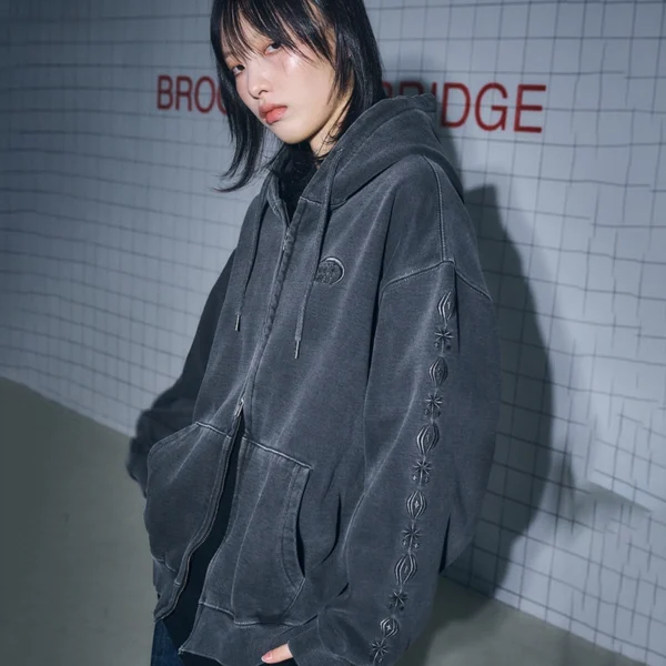 Washed Black Embroidered Oversized Zip-Up Hoodie Washed Black Embroidered Oversized Zip-Up Hoodie