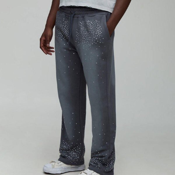 Gradient Rhinestone Sprinkled Vintage Wash Flared Sweatpants Gradient Rhinestone Sprinkled Vintage Wash Flared Sweatpants